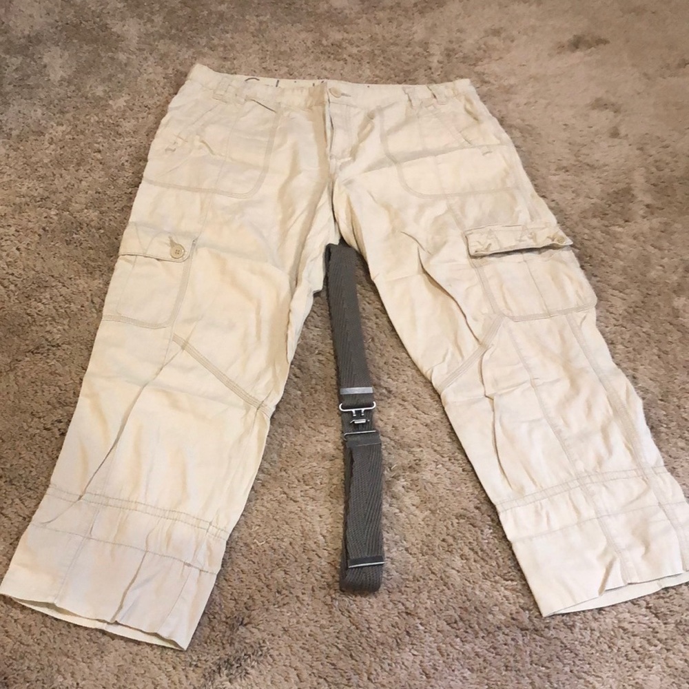 Calvin Klein cargo khaki capris